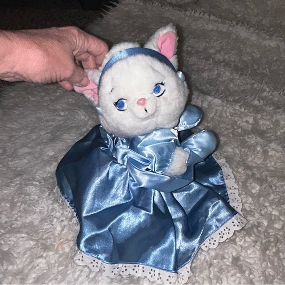 Disney Store Exclusive | Princess Marie | Aristocats - Picture 1 of 10